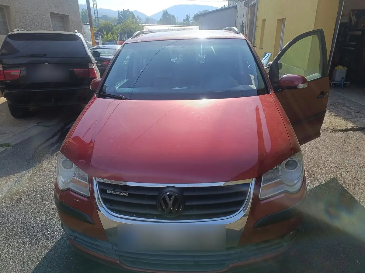 Volkswagen Touran po výměně čelního skla